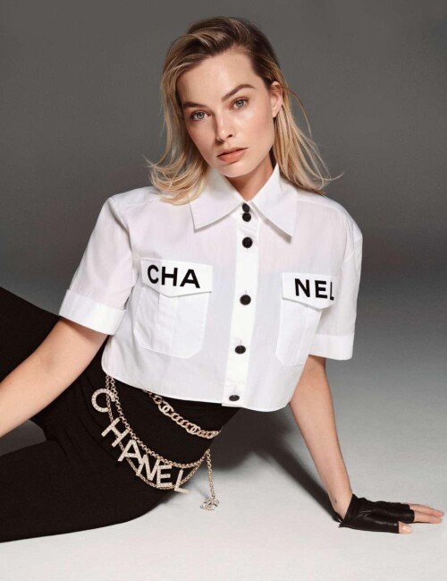 4 akg6bcc75dcb9db53a9052d