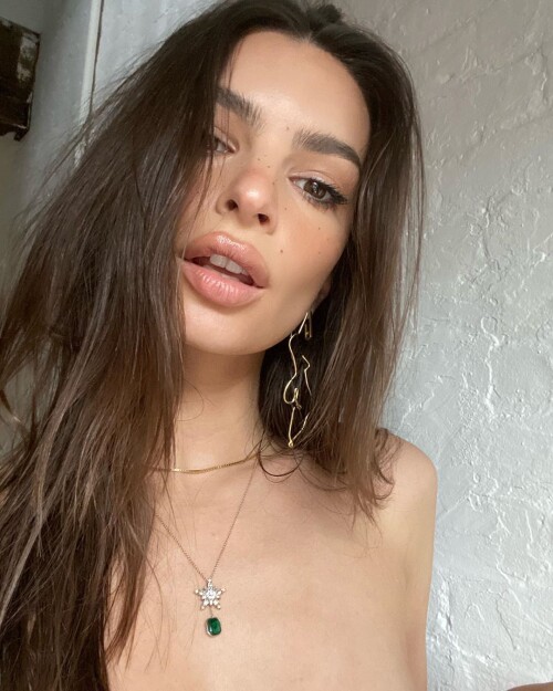 4 h2UxSmN emrata 2020 01 19 06 50 03 9508bafc34f43f4a046