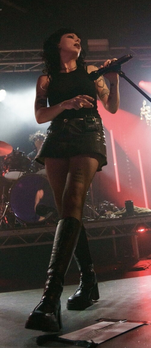 4004475c68634fc8027a1