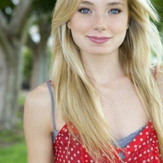 400full-abby-pivaronas