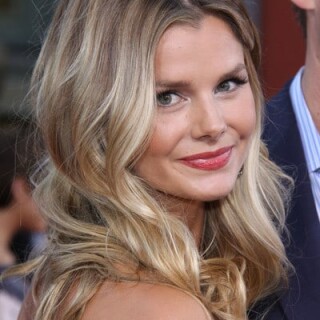 400full-anita-briem_11251129609f68df9b