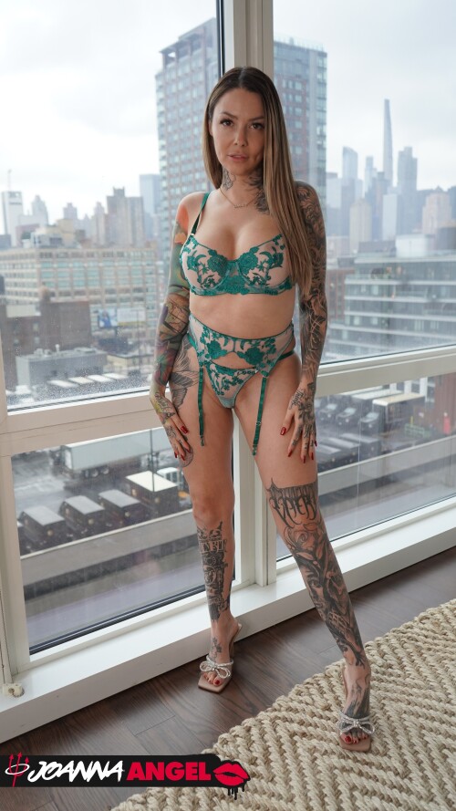 407084670567353689 9999fdd043d11e8fc7cb