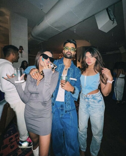 40F1050D D4C7 45BE A43A 9EE1FE27AAD8