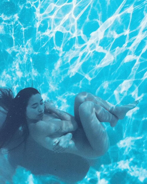 40yaknowme hitomi20underwater18d3cc76c22fb4fab