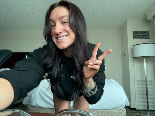 41018585 c4a6 4673 9e51 2589a151e9b92318107cfb700621