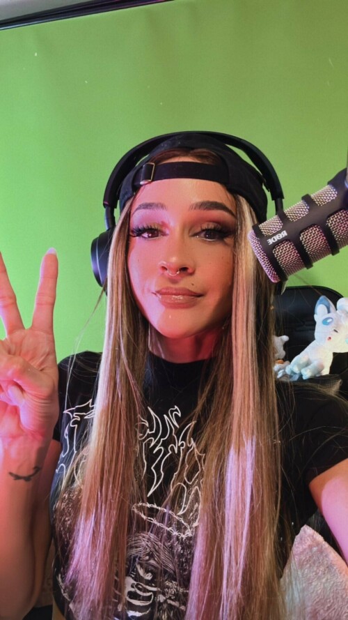 42751208 60B4 40B3 917D 62B5FD15EC59