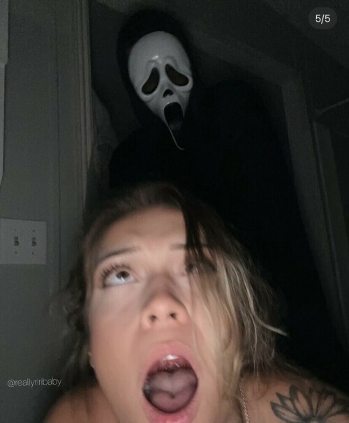 42F21A5E B78E 4C4D A412 110FB6F29AEE