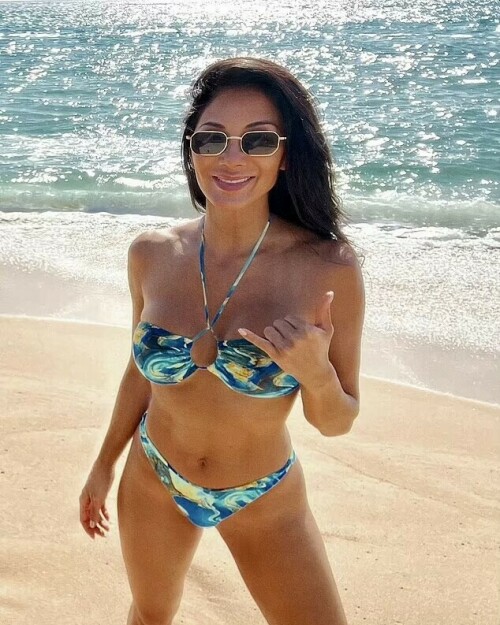 43038CE9 D390 4E9A 9E18 0EE38A9A1EE7