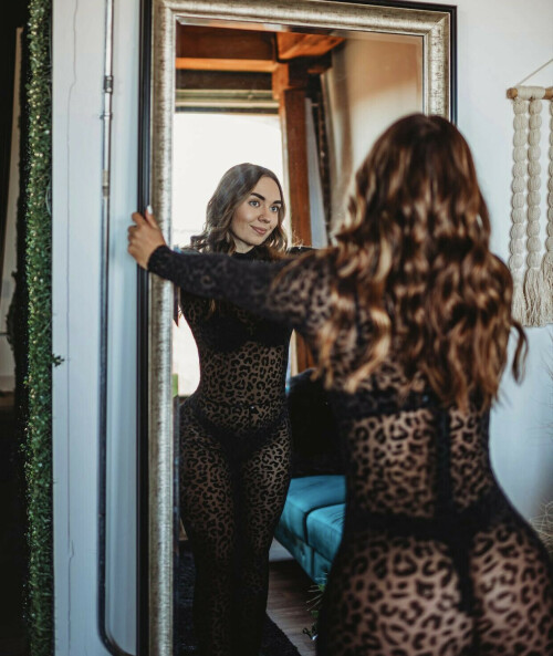 43060F45 A5B8 4501 925C 201BBDC17DFB