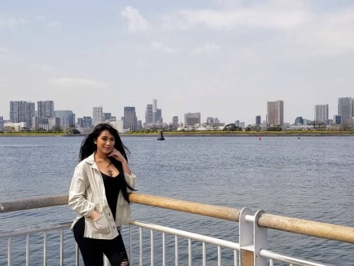 438 Z0fH2XRb24ad40bed0547b8