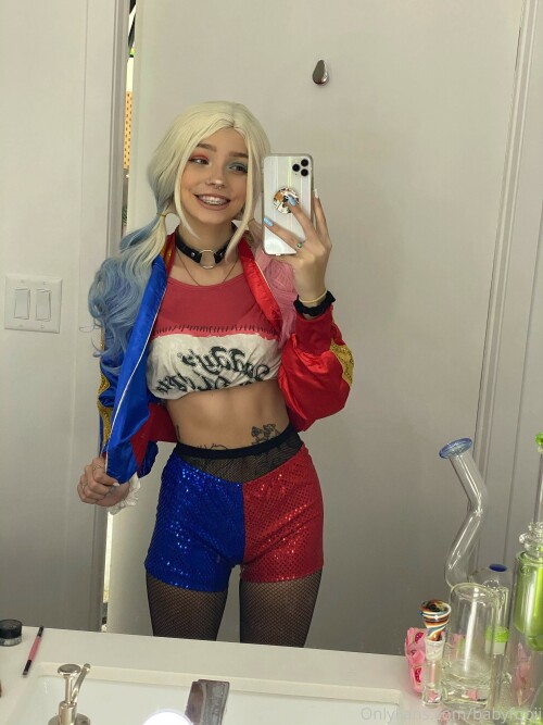 43 Harley Quinn 434bb9636fae576bd8