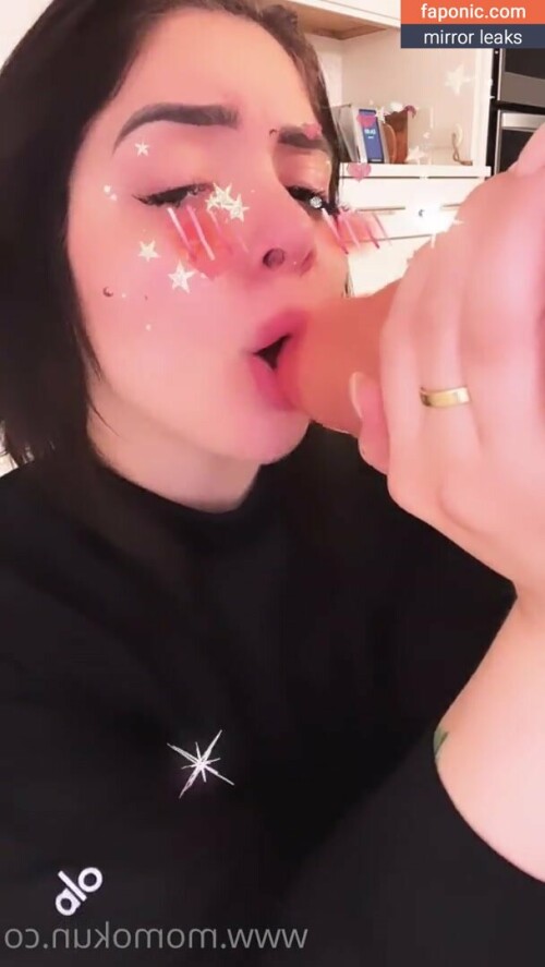 44 Momokun Dildo2 1227