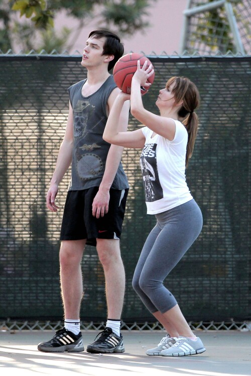 44 hhyHrZ101a69eecc067ac99