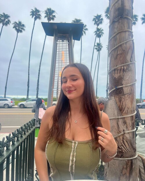 445804890 473495198687327 5511933673280838848 n1ed2fe38d59b6444