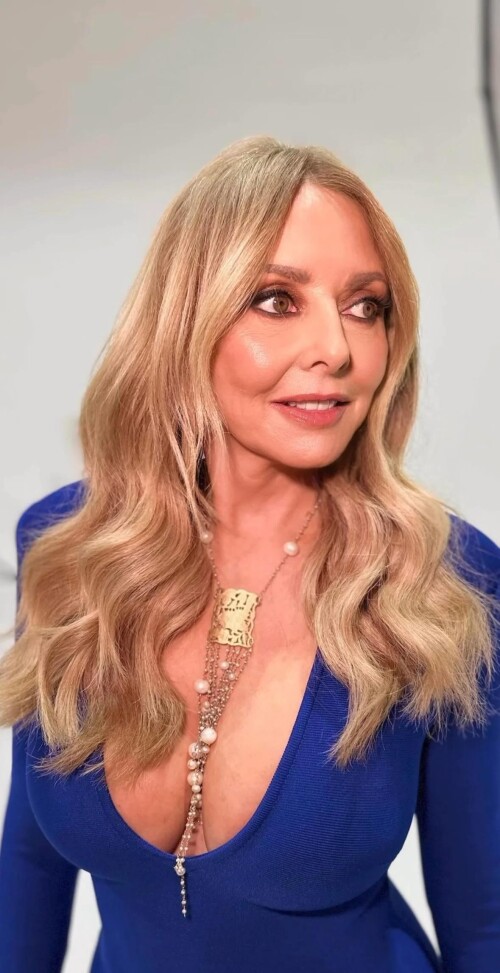 44sclhtwwv7c1cac23f0a34e1ec7c