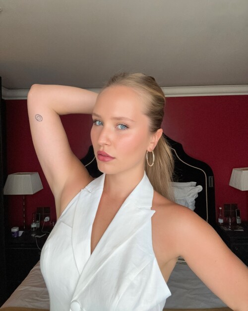 450784330 683747987262728 4894402708185018798 n49c75d22d936220c