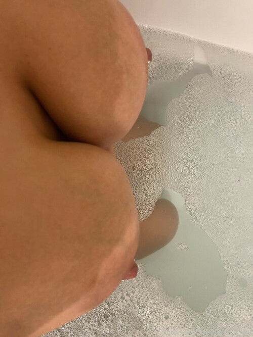 45437F03 E57F 4343 9CC4 F5A779D8507A