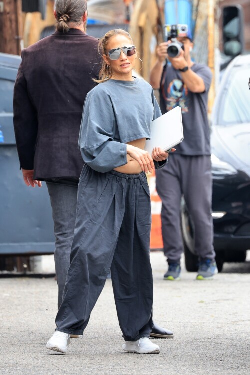 469390916 jennifer lopez 63731a03f7eb146a1