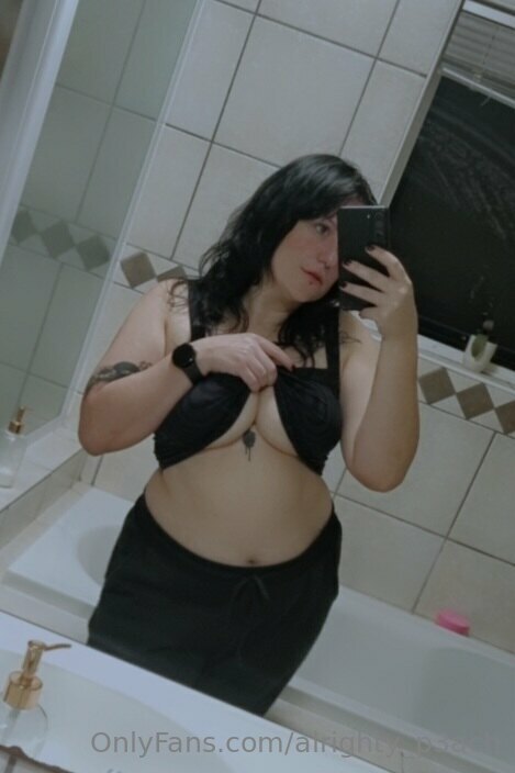 469x704_de2c6c691d46a5d5c3563634d74261ef.jpeg