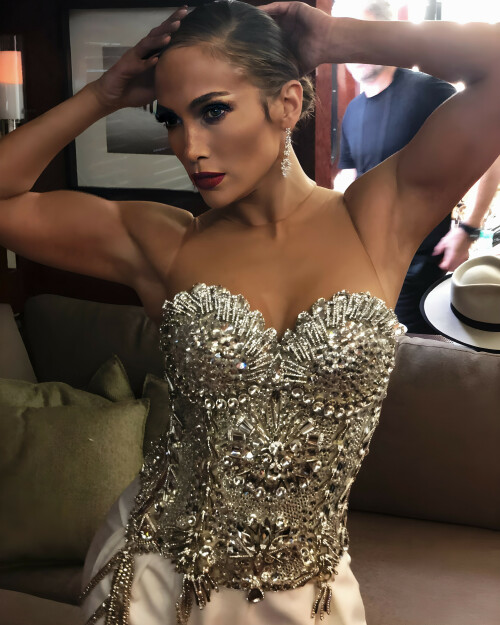 46A47C9F 81CA 420B BD4F 885CD1AE4401