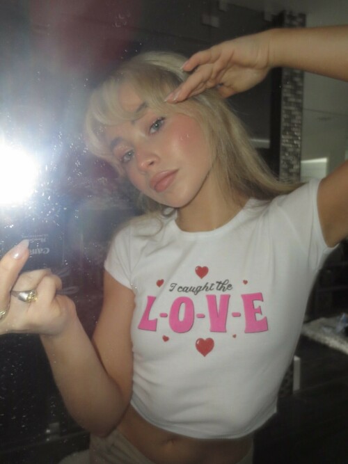 4722C3F7 FE8A 4A74 8803 D6FF34E2D9EF