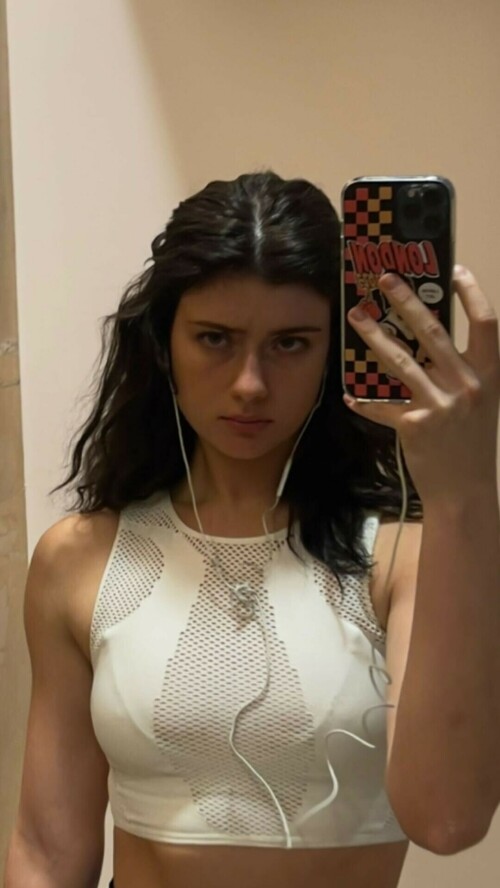 47FFA810 FADB 48A7 8E94 F9D8FF6B9FD4