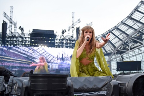 482784932 taylor swift 42a90199e72a2d34e5