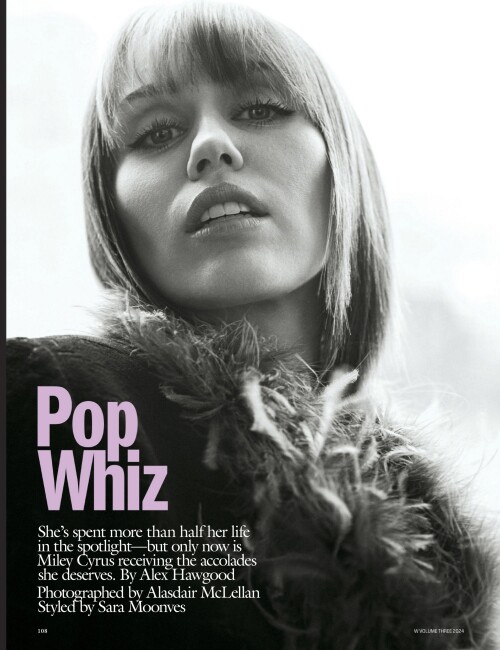 483780243 miley cyrus 4a635a3e2ceaf082b