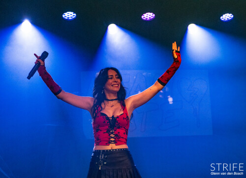 48604286 6735 49EA AD13 E3AD423663BCb5a827ad7beeedf3