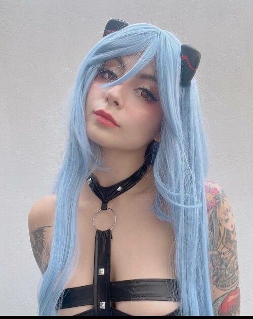 4915930000209849180 121