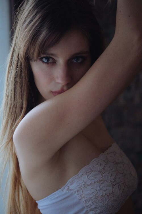 4935945982328286790 121a10d57a1197c4e3e