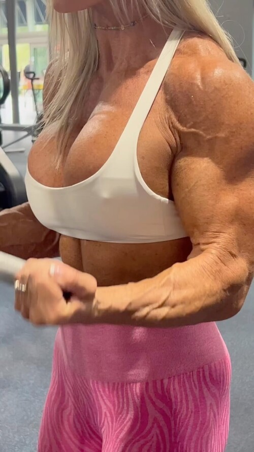 493F6469 2B6C 43A1 9A31 063B6653F018