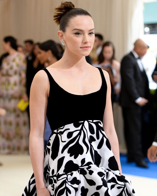 49539167163e2a40b89b21a82