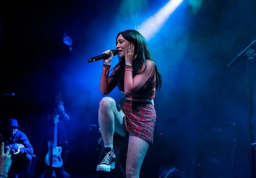 4956A2EF 4466 4870 8F0D C5FE27BE5EC781b7fce85a079f74