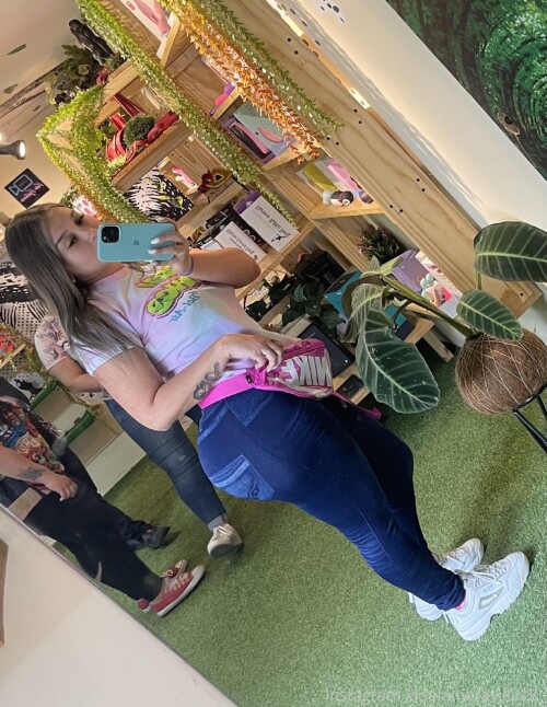 4987928967944187910 121d424dfed60859a2d