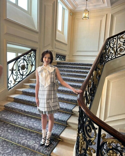 4990588661b93b5e98335c2e