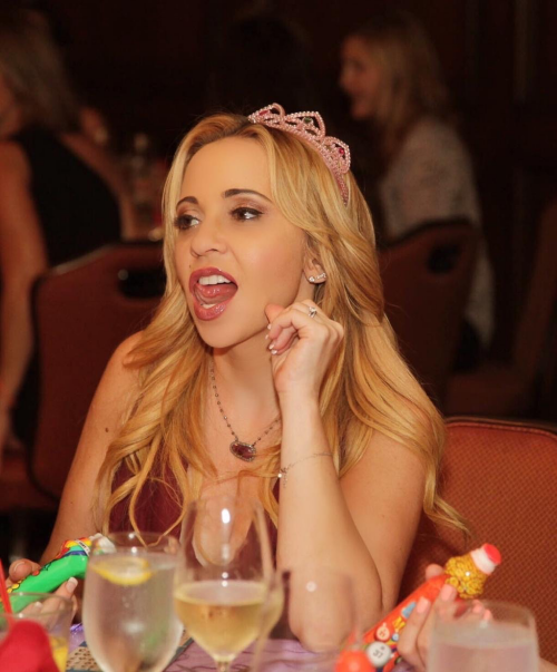 49983151-BDA6-4151-8204-C3EC959E4DAB