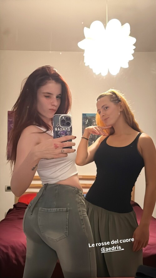 499f9e8aa1e39908b306c4b9f8e085e9b0b9725bc2b2e27d