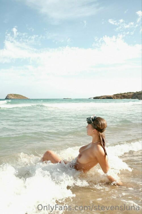 4A792611 7419 4E3E 8D18 527D1E004B22