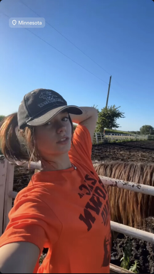 4B58A272 7E1D 4D07 844A 739BEBF246D6fd7362e894e55adf