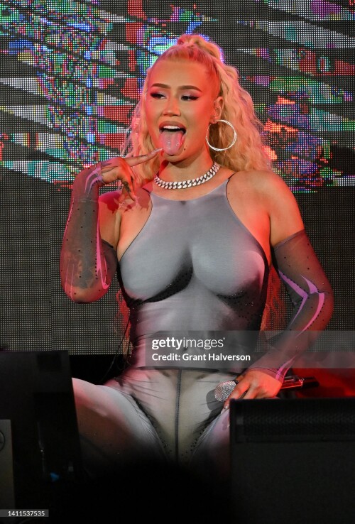 RALEIGH, NORTH CAROLINA - JULY 28: Iggy Azalea performs during the opening night of Pitbull's "Can't Stop Us Now" summer tour at Coastal Credit Union Music Park at Walnut Creek on July 28, 2022 in Raleigh, North Carolina. (Photo by Grant Halverson/Getty Images)