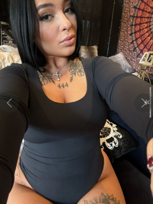 4CC536A8 AAAA 4C38 8EE8 192919E3C4FE03b0233e9676e1a4