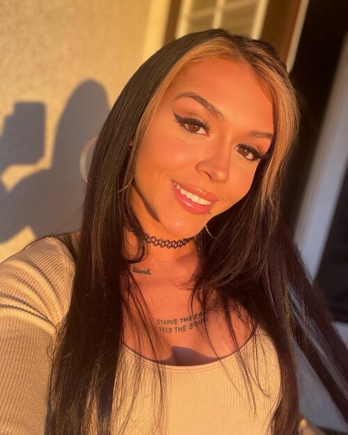 4DF46535 9182 4C5D 8940 F5F0A3F3A782