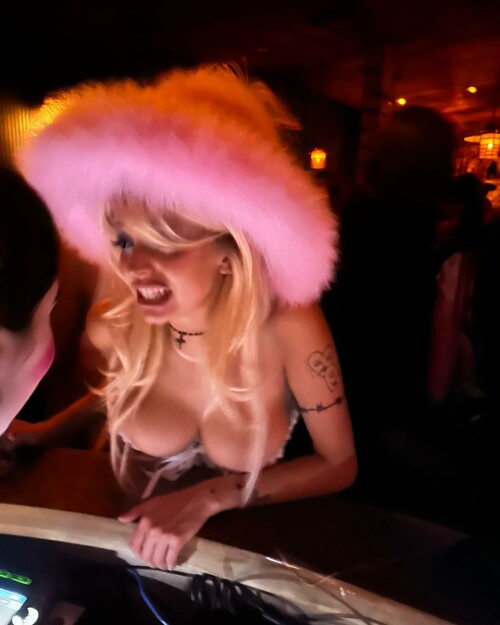 4EB89364 D6A3 4571 97AC A64866820A30