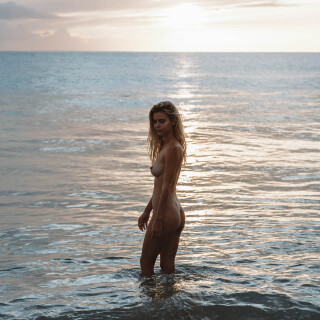 4F427B74-4F42-4755-87E7-2D7D1C7BAE9F