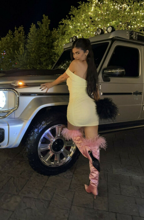 4FCFB0D6 26D8 4811 B385 952F6CE289F8