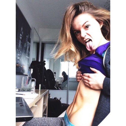 4b86f852 c9fc 40a2 93dd 5e4d46e596d263a97252101cfc23