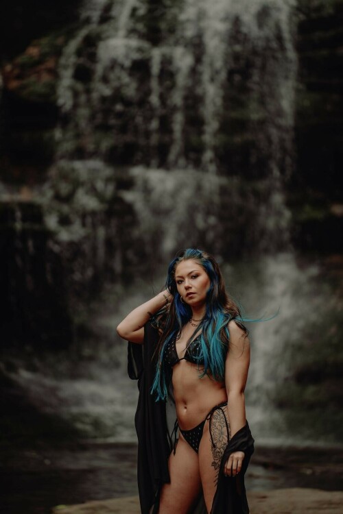 4d5324fcb3b70b79549e3cdc1f0d1368db8d92e45a3e70c9