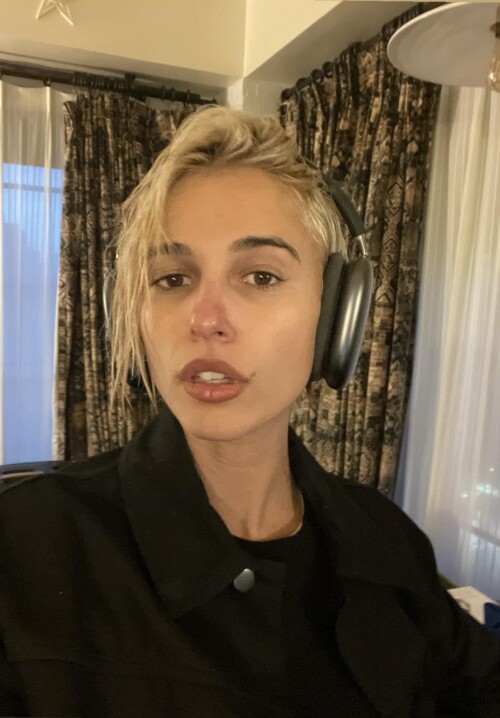 4dxmwq0de69d10f8db9872de046f8