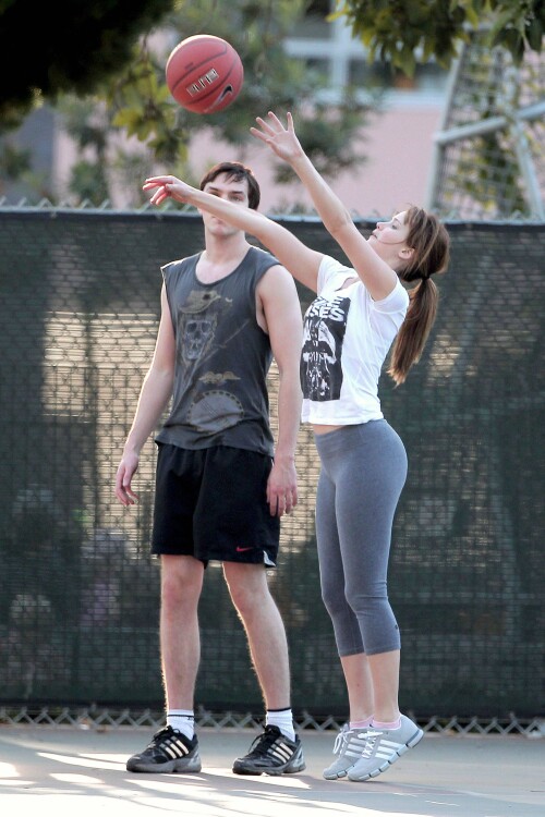 5 TFXTa9L59c5f04895785675